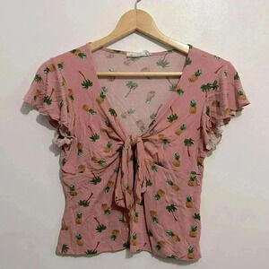 ❤️Poison ivy pineapple/palm tree short sleeve top size  M